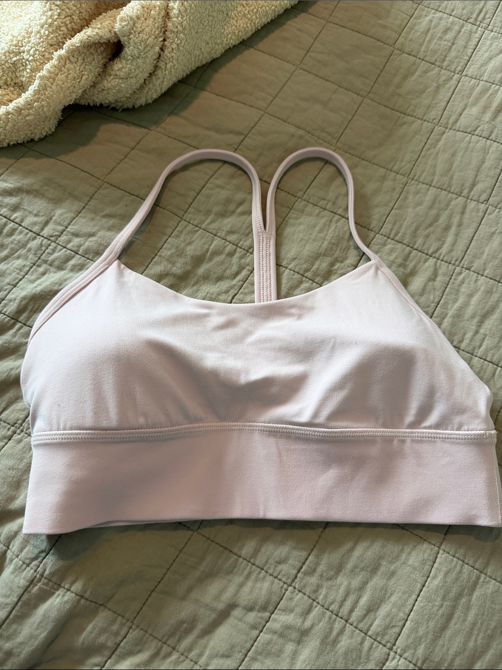 Lululemon Flow Y Nulu Bra size 8